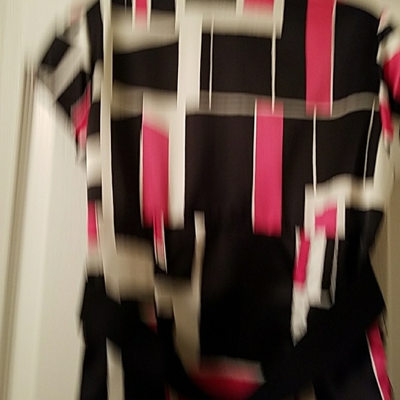 Blouse with belt - Picture 3 of 4